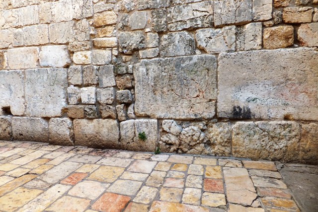 В Иерусалиме есть еще одна Стена плача: святыня, о которой мало кто знает